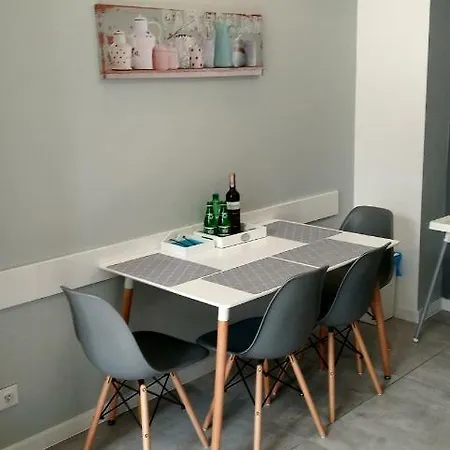 4 Przy Parku Lesnym *