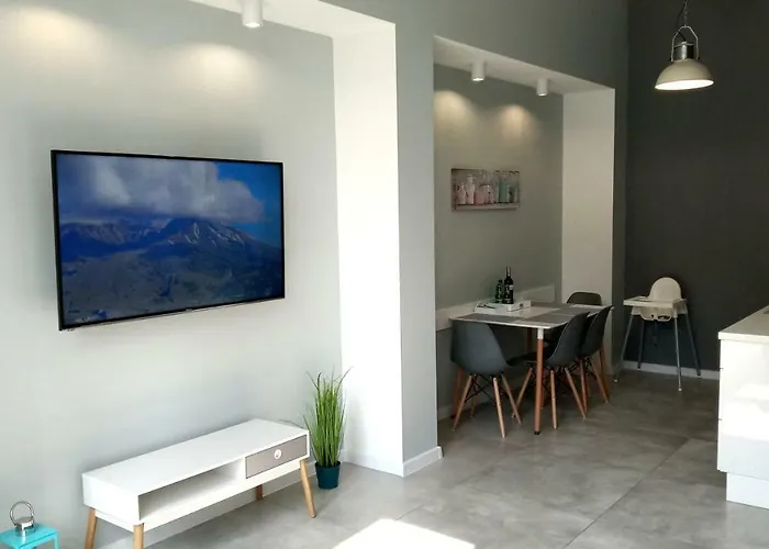 아파트 4 Przy Parku Lesnym 폴라니카-즈루이